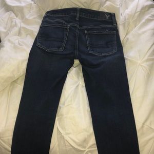 dark wash high waisted american eagle jeans